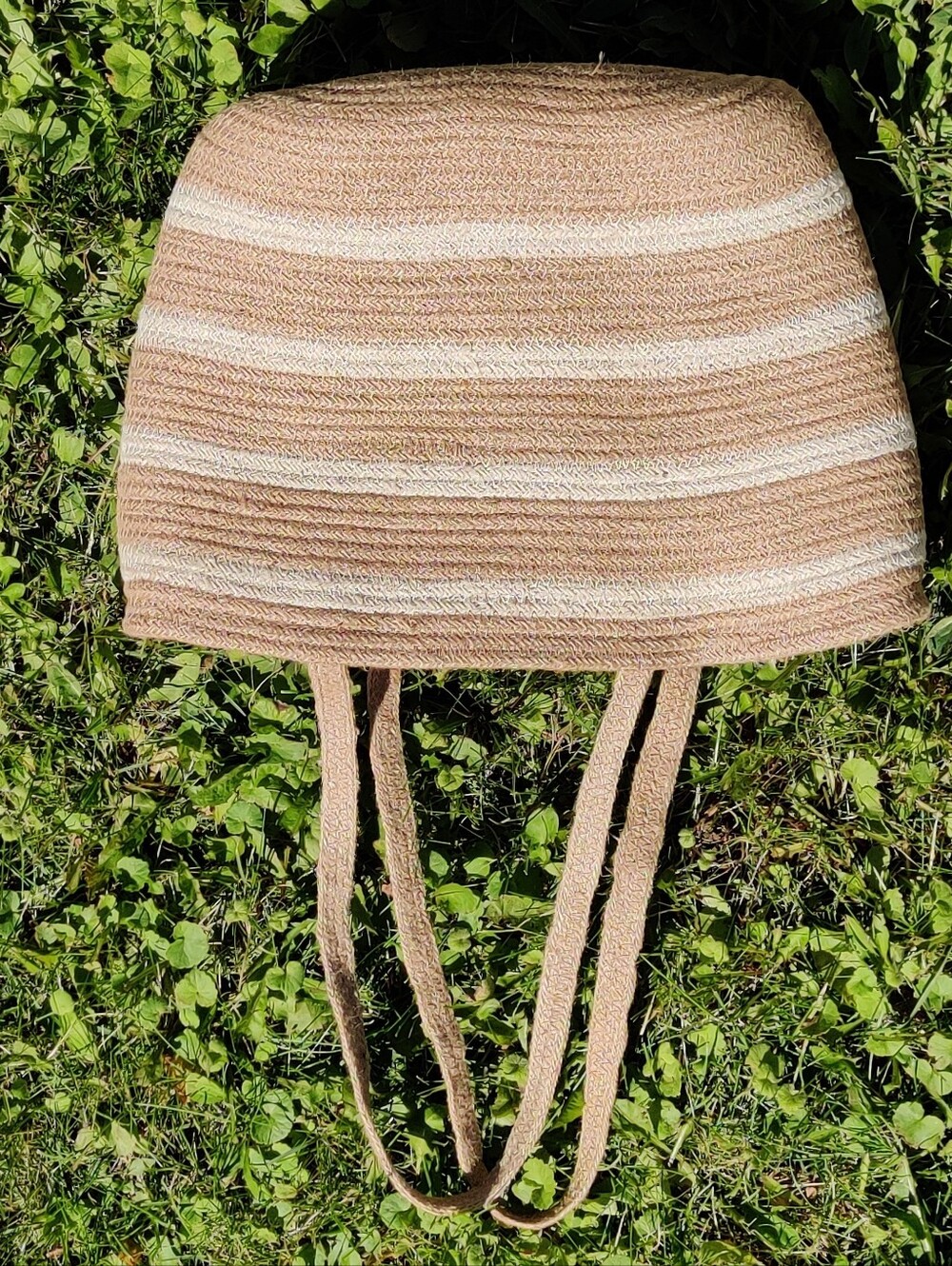 Jute Straw Tote Bag in Natural Beige and Cream Inch ( 16 H * 9 W) New - Picture 4 of 8